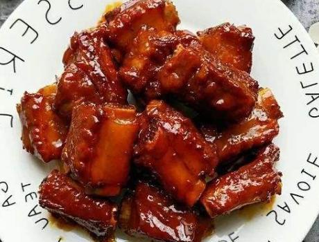 红烧排骨家常做法要焯水吗,红烧排骨的正确做法排骨要焯水不