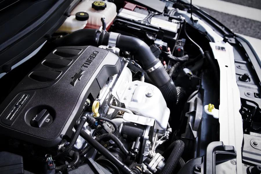 科鲁泽rs轻混版测评,科鲁泽2019rs330t自动畅快版试驾