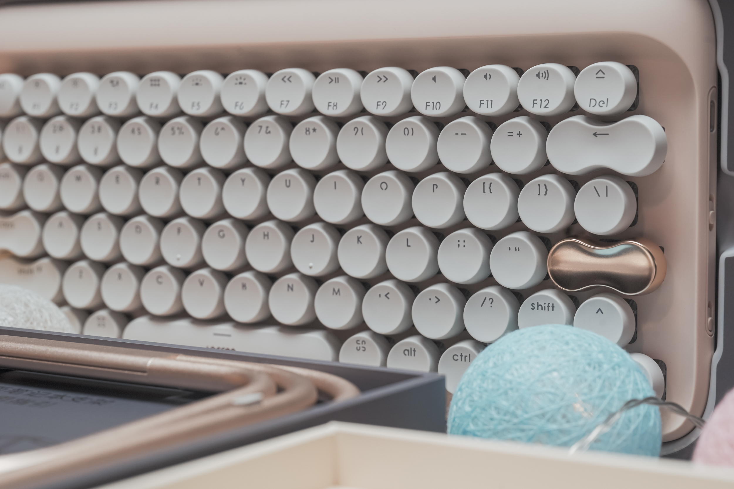 lofree洛斐桌面键鼠套装体验,洛斐键鼠套装值得买吗