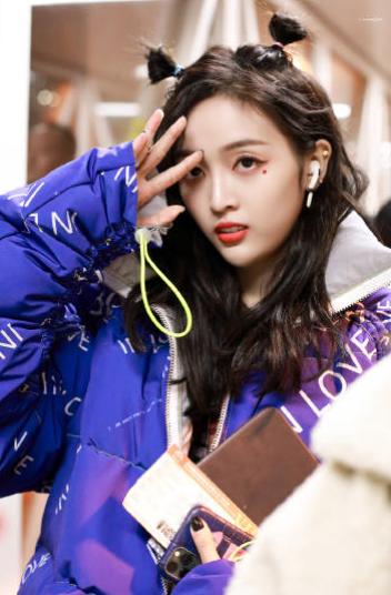 女团直播上镜妆容怎么画,女团妆容blackpink