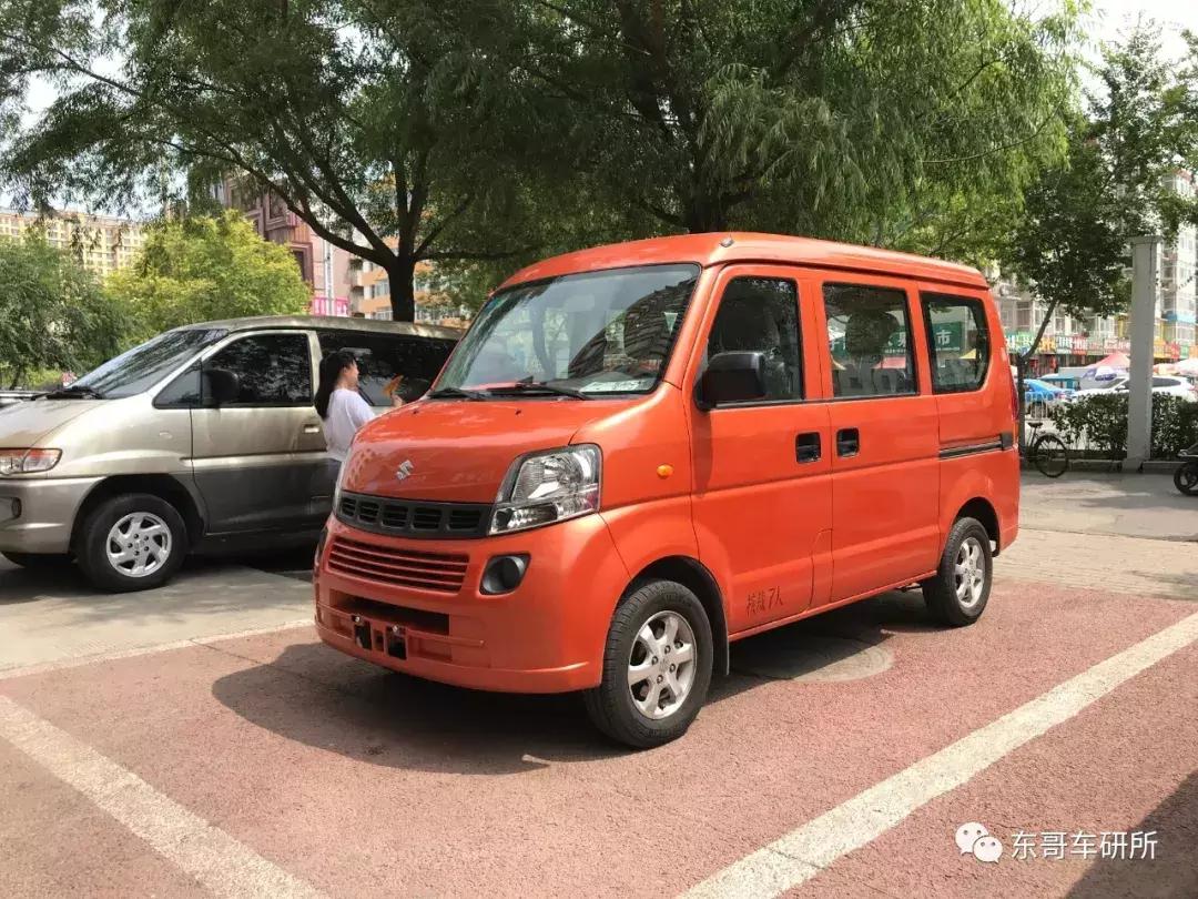 铃木浪迪七座好还是8座好,新款铃木浪迪7座