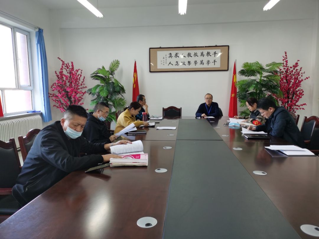 一段援疆路一生援疆情——记江苏南通中学顾云飞