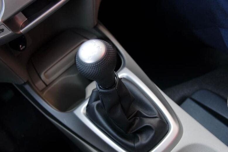 福建锋范一万多二手车,山东一万多的本田锋范