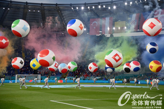 欧洲杯吐槽：揭幕战怪事多，土耳其竟被做成了一道“菜”