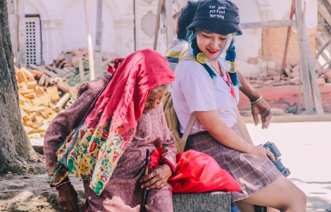 这个微笑国度,见人就夸漂亮,300元就能在天空滑翔