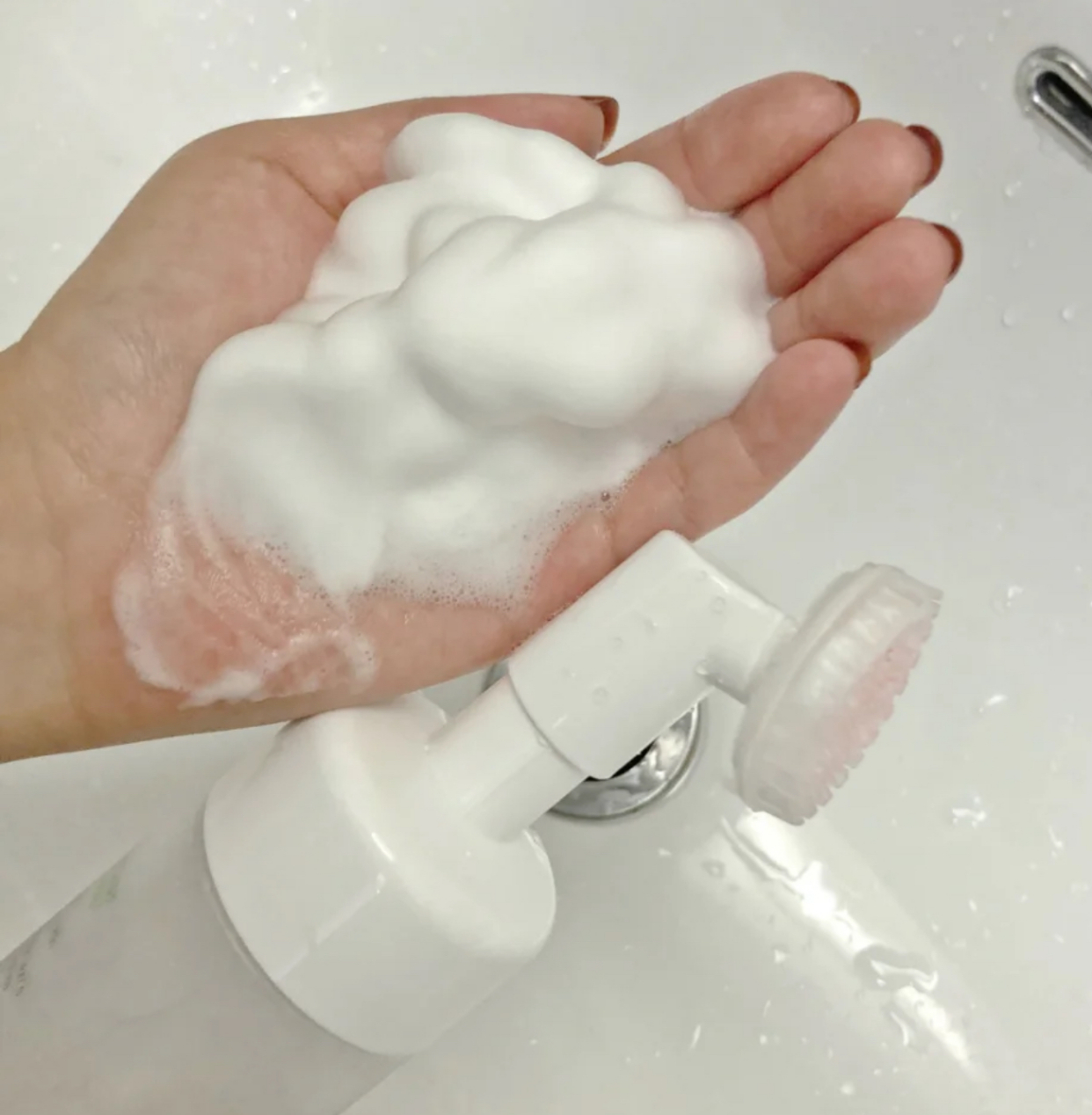 氨基酸洗面奶山茶花慕斯测评,不过百元的护肤品