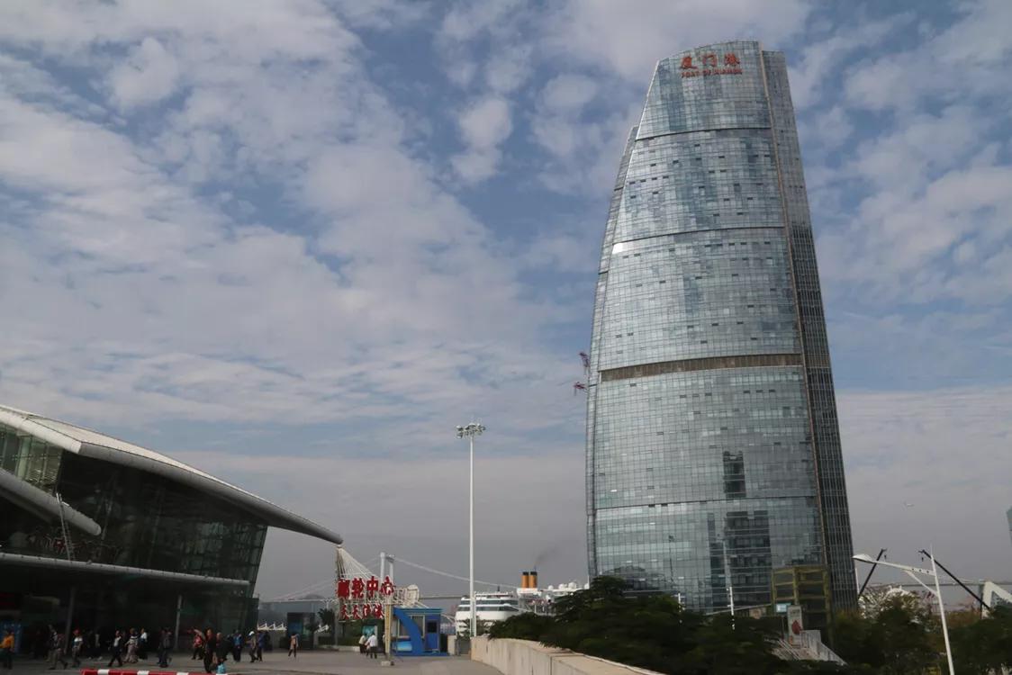 去鼓浪屿要去东渡还是轮渡 (东渡邮轮码头有去鼓浪屿的船票吗)