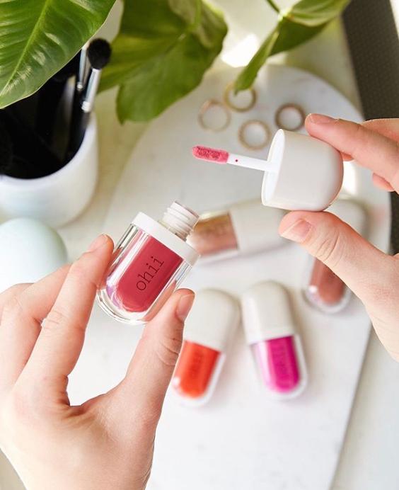 好看有气质的服装,好看还不贵服饰