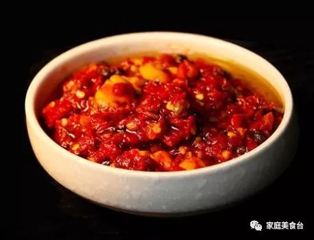 豆瓣酱的家常做法怎么样才红亮,如何制作豆瓣酱颜色红亮味俱全