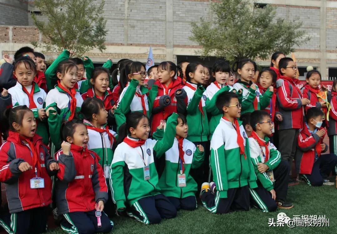 双减政策落地促进教育公平,落实双减足球比赛