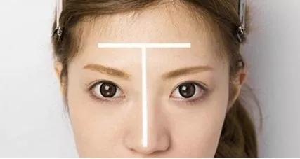 脸部t区出油特别厉害怎么办,脸t区总出油怎么改善