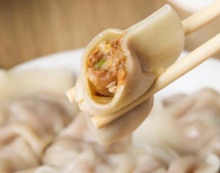 猪肉馅饺子怎么调鲜嫩多汁,调饺子菜肉馅的正确方法