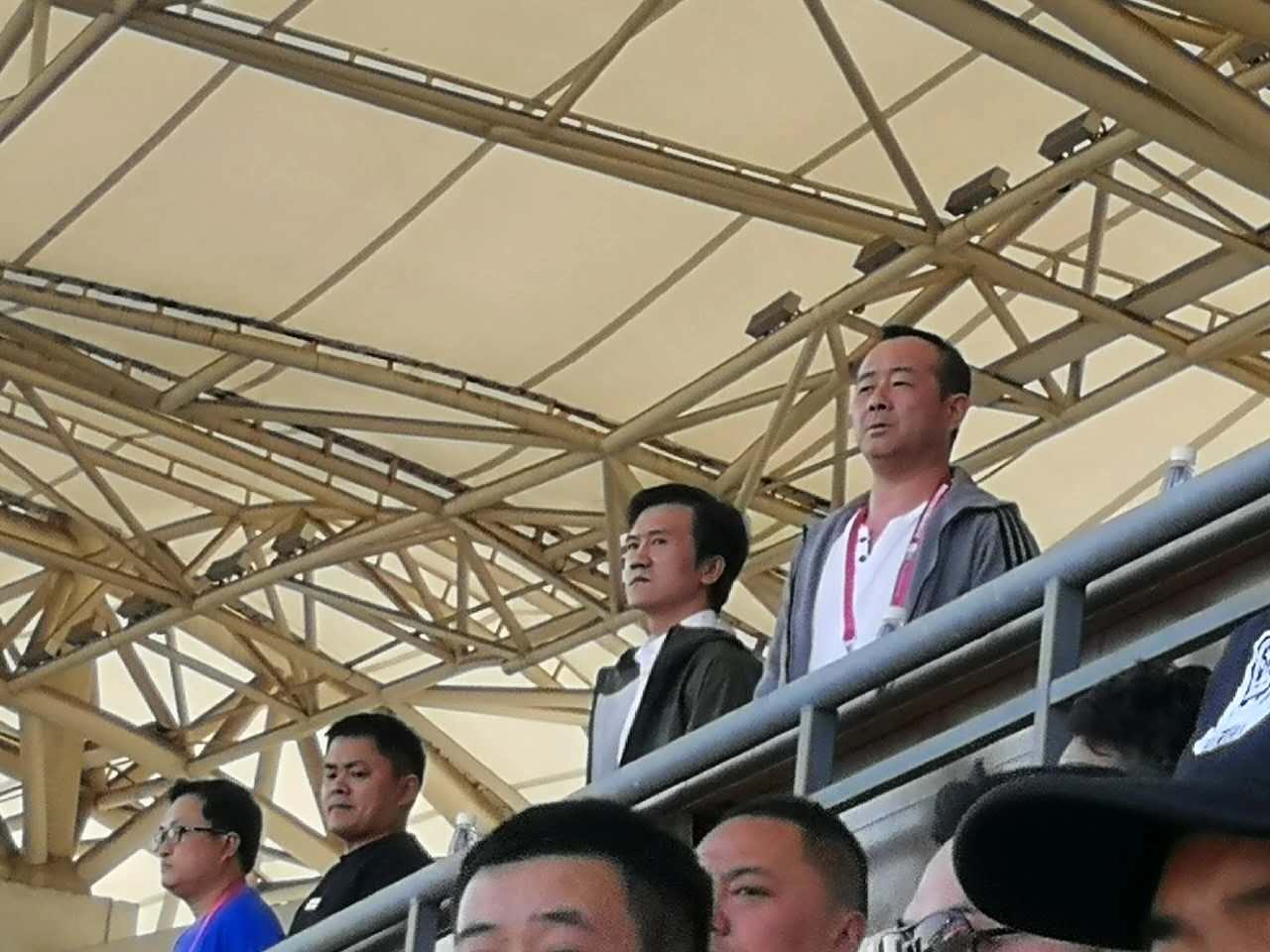 揭秘四川FC转让内幕瞒天过海假收购玩死文痞妓者