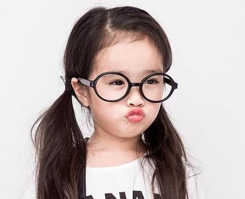 6个月婴儿发际线m型怎么办,七个月宝宝发际线高怎么办