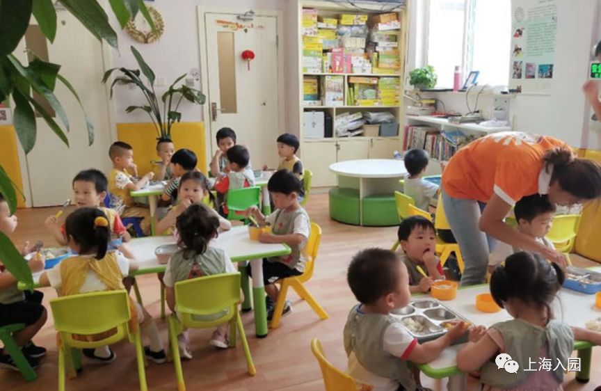 上海幼儿园有晚托班负责接孩子吗,上海双职工幼儿园晚托