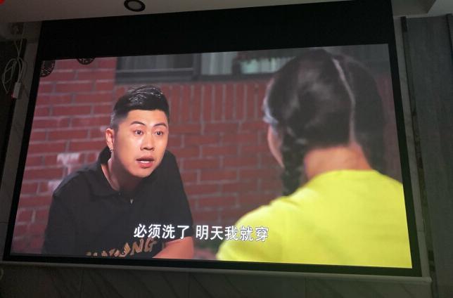 想要买清晰度高的投影仪怎么选,什么品牌投影仪清晰度最好