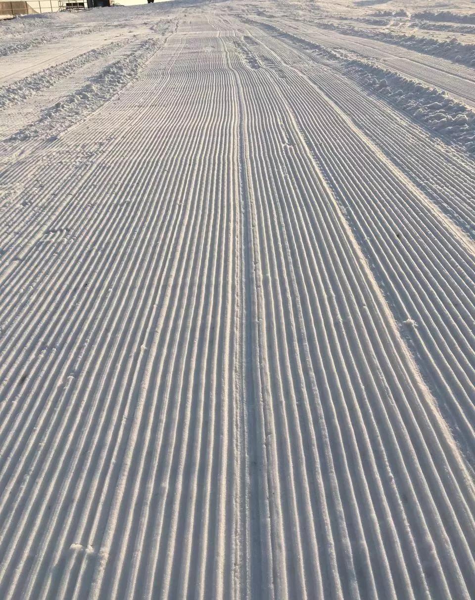 枣庄莲青山滑雪雪道多长,枣庄莲青山滑雪场门票