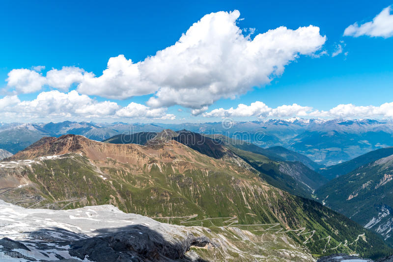 美洲最穷国家排行榜,世界最贫穷美洲国家