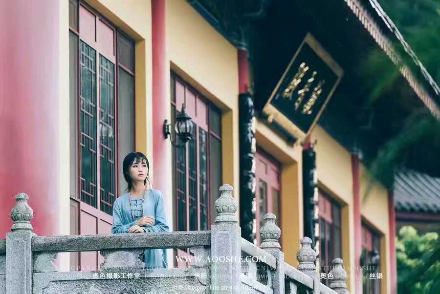 愿世间所有美好夜听美文,愿余生有梦夜听的美文