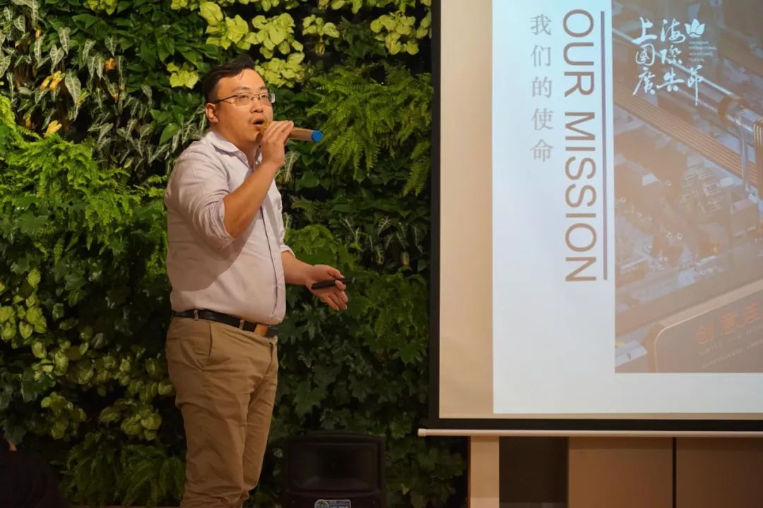 数字一百携手申通德高、新潮传媒等共话户外媒体数字化发展趋势