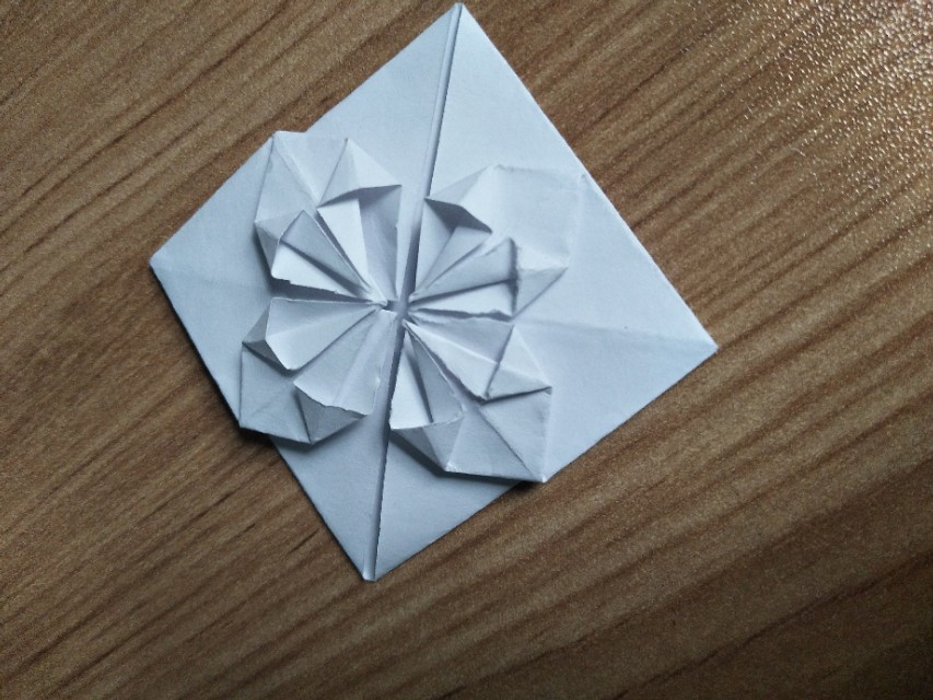 手工折纸爱心的折法简单,小爱心手工折纸超简单