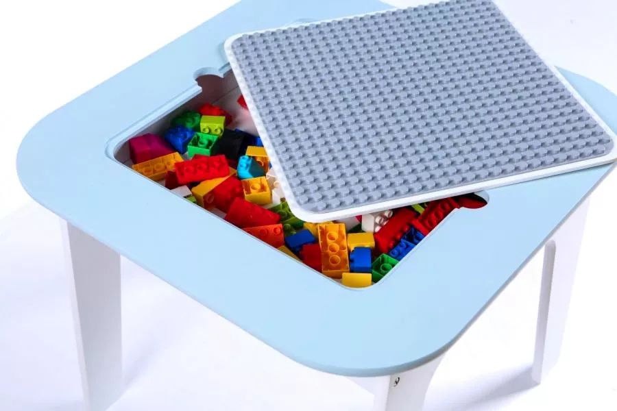 适合儿童用的桌子,孩子和大人都可以用的桌子