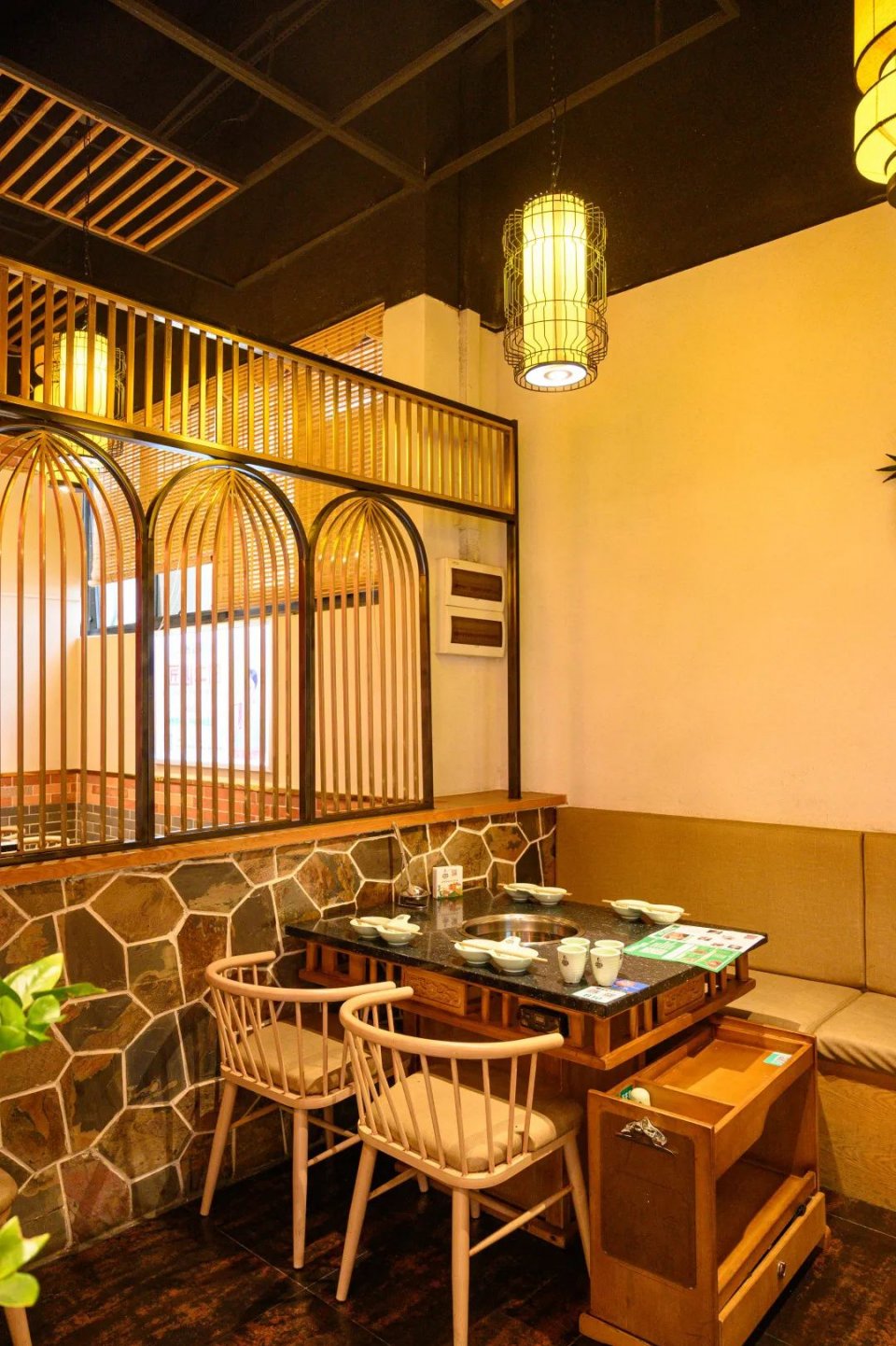 轰动火锅界的鲜货模式，老板放话：不新鲜就退货