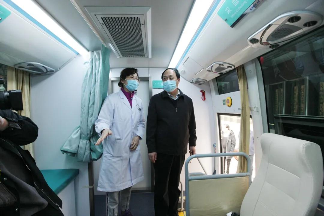 五洲观澜业主奔赴武汉，社区关怀医护业主群体，大爱无疆