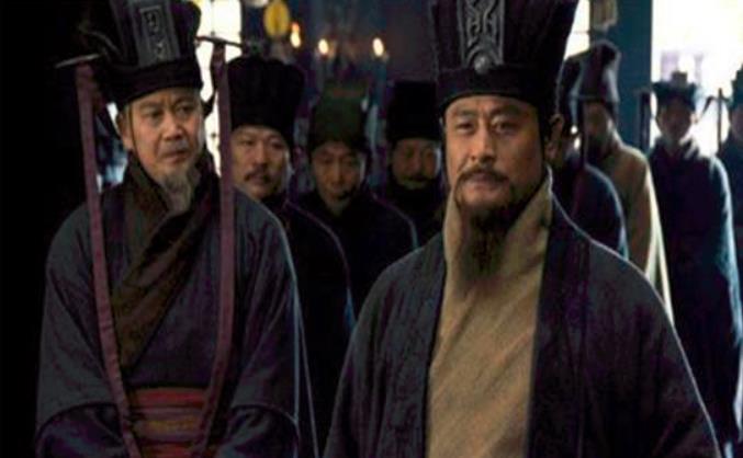 此人才是刘备手下的第一谋士,此人才是三国的真正智者