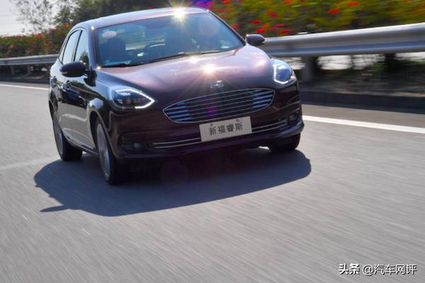 不后悔的选择福睿斯用车一年感受,福特福睿斯2020款1.5自动试驾视频