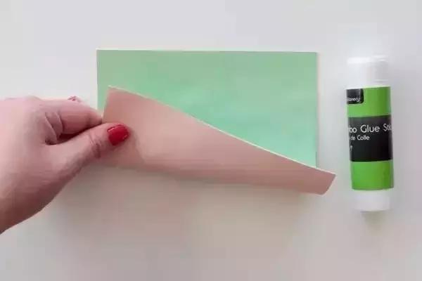 母亲节送什么手工礼物给妈妈,小孩母亲节该送妈妈什么礼物