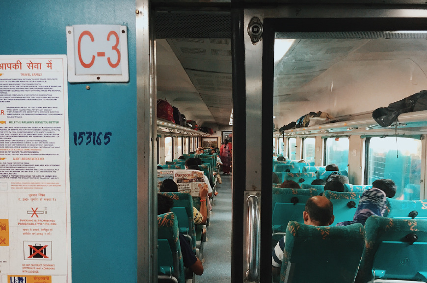 真正的印度火车2019,第一次乘坐印度的火车是什么体验