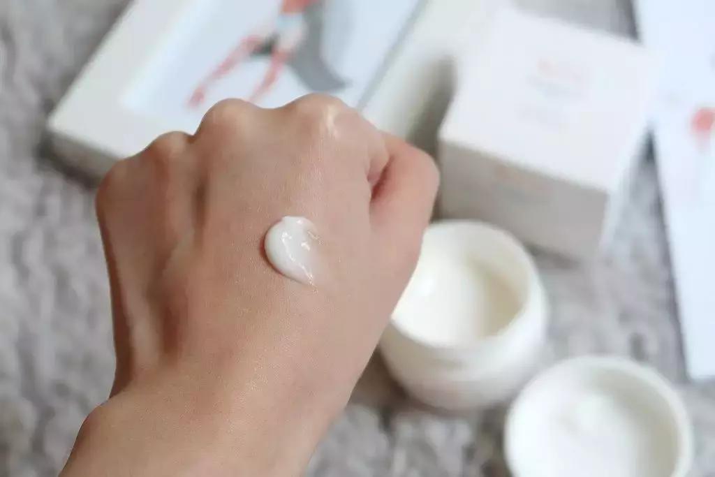 值得入坑的面霜,三款绝对不要买的面霜