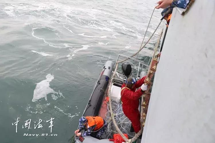 我们是中国海军完整版,我们是中国海军请立即离开英文