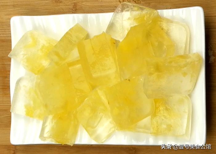 菠萝怎么吃最好吃又简单,菠萝有哪些吃法简单好吃