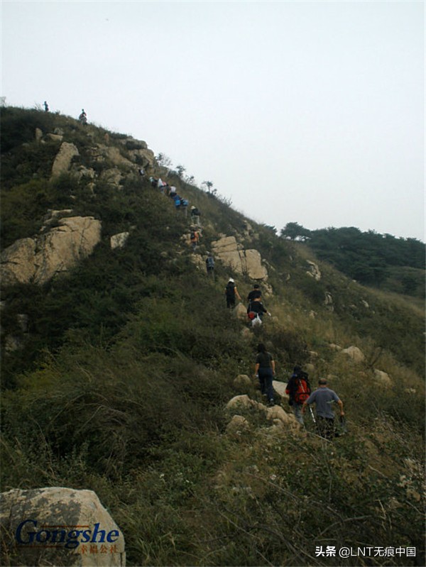 济南梯子山徒步登顶多长时间,济南云梯山徒步
