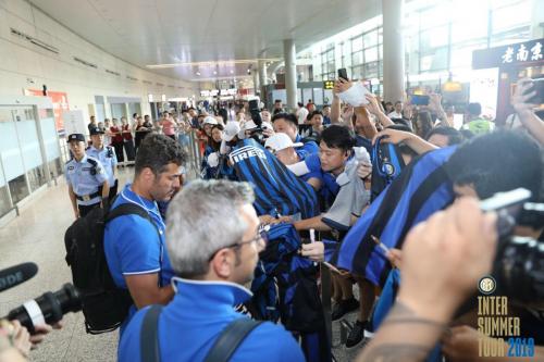 国米空降南京,孔蒂带领国米夺冠