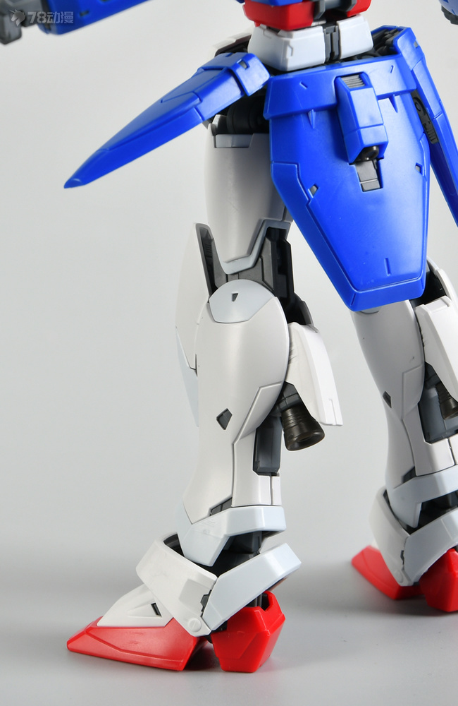 万代高达rgrx78-2,万代rg飞翼零式高达