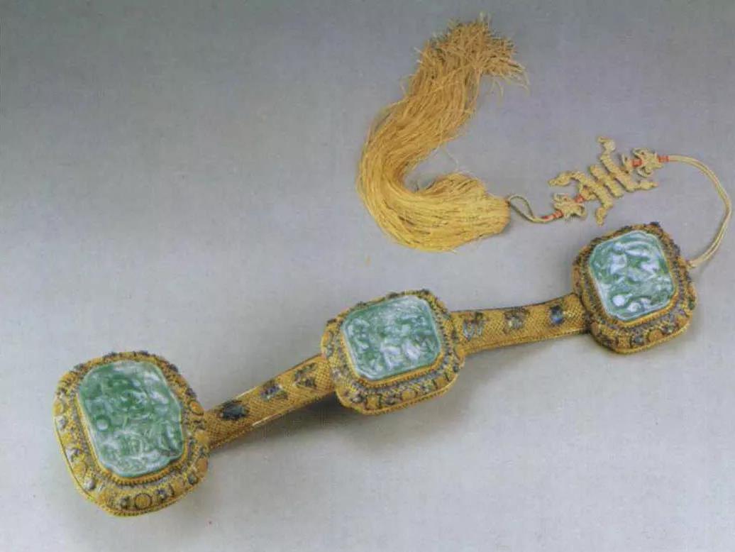 古代翡翠精品赏析,清代时期翡翠的特征