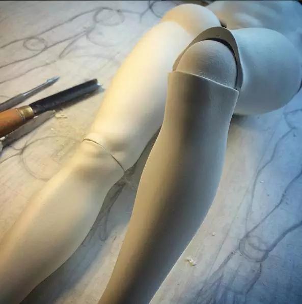 看过这位俄罗斯帅哥制作的人偶,不禁感叹:逼真得有点慎人了