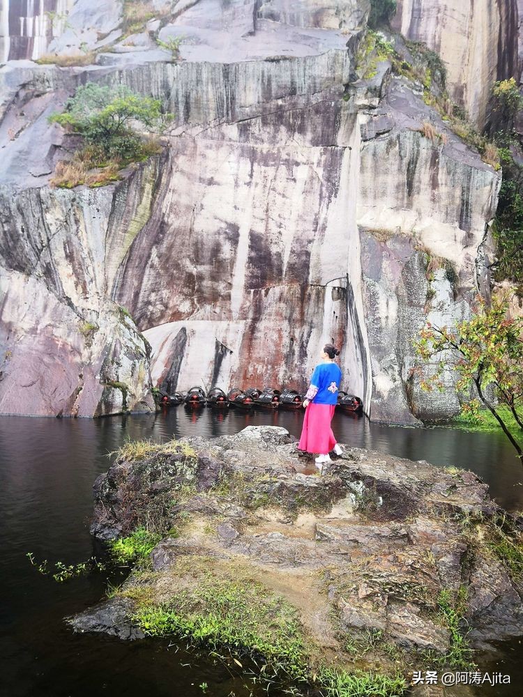 勿谓湖小，天在其中：绍兴东湖