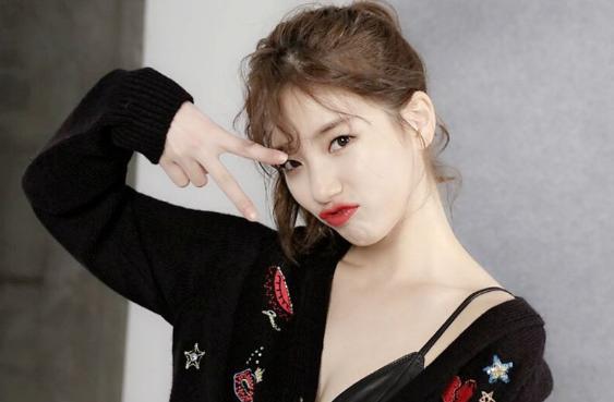 韩国拥有“牛奶肌”的女星,脸蛋白嫩似“果冻”,别人都羡慕不来