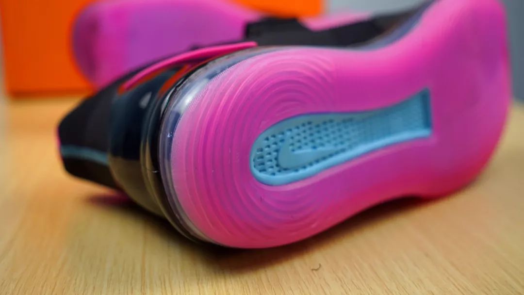 WEN开箱|你多久没在篮球鞋上看到MAX气垫了？内线球员就选它！