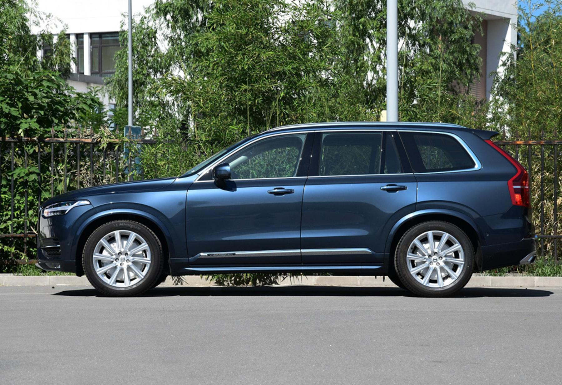 沃尔沃实习期试驾,美女试驾2022沃尔沃s90