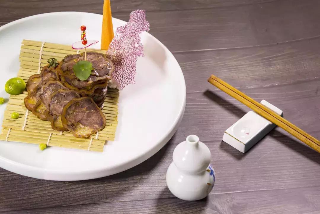 7个值得你驱车前往的吃羊肉地，这一口还魂的羊肉，吃了会上瘾！