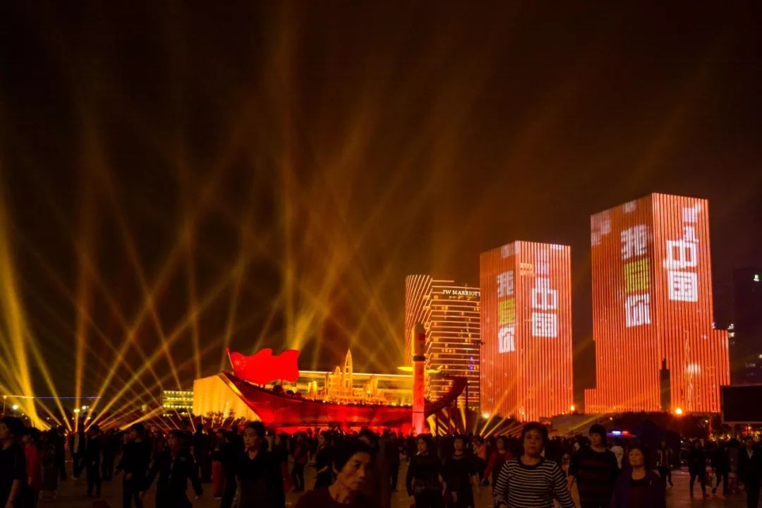 市民中心还有深圳灯光秀吗,深圳市民中心灯光秀2024时间表