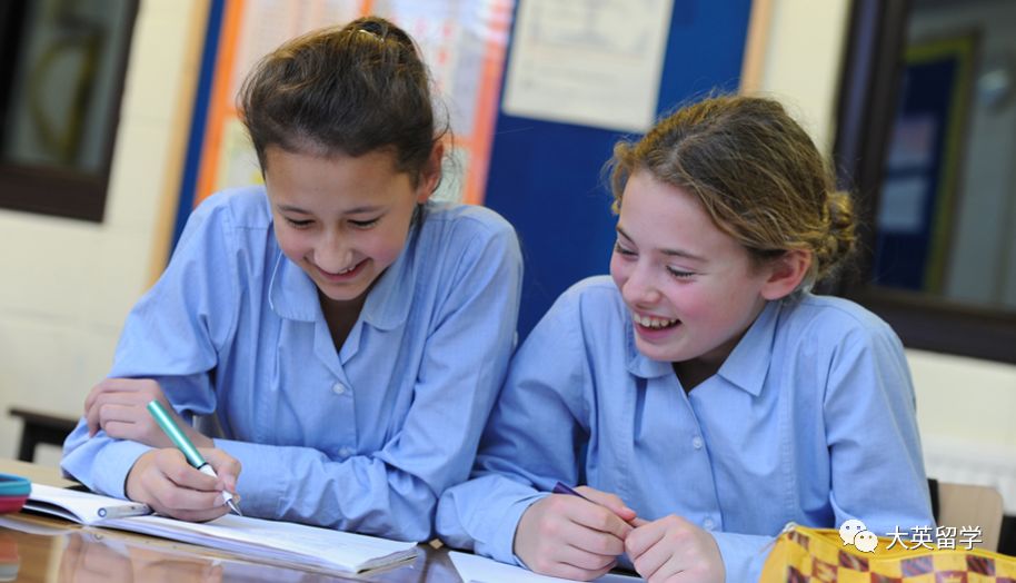 鑻卞浗鐣欏鑰冭瘯ukiset,鑻卞浗浼︽暒鏍肩憺钀ㄥ瀛﹂櫌