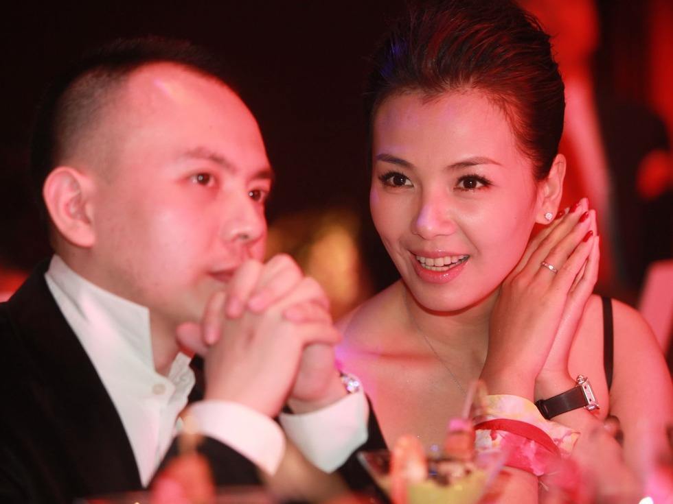 刘涛杨烁亲密互动,刘涛杨烁亲密举动