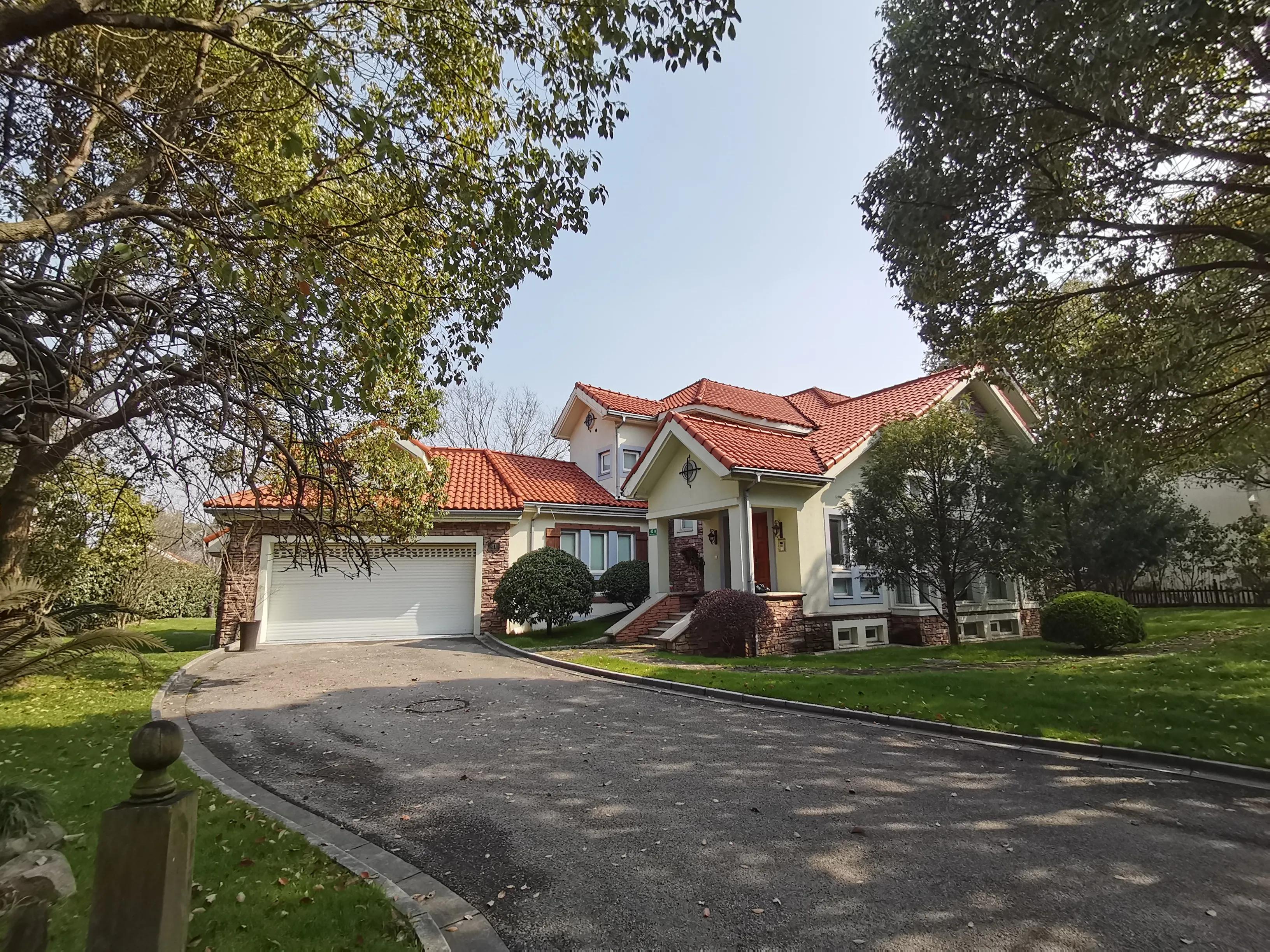 上海占地180亩地私家别墅,上海5亩花园欧式别墅