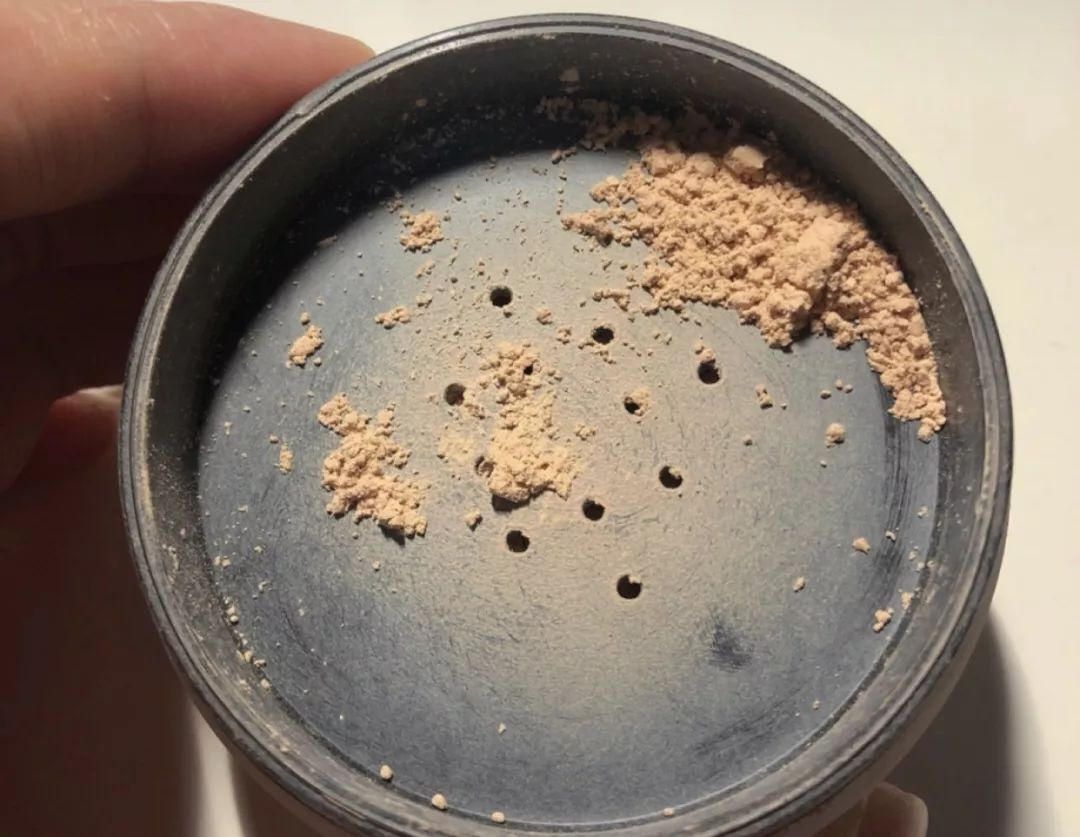 鉴别|NARS散粉真是让人大跌眼镜！像糊了好厚一层粉？